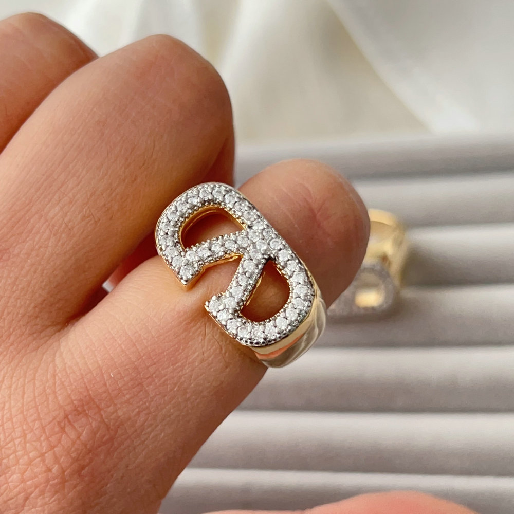 Pave zircon ring