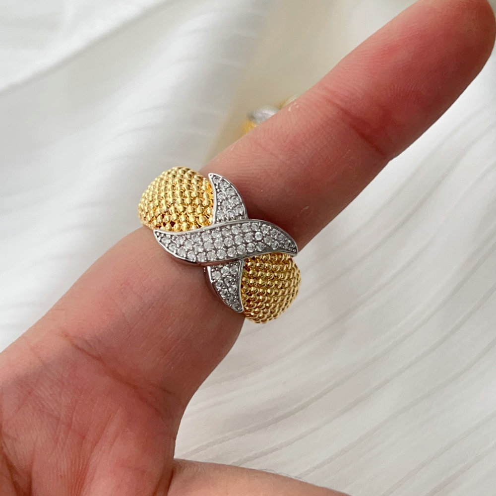 Cross ring