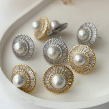 Round shape pearl earrings