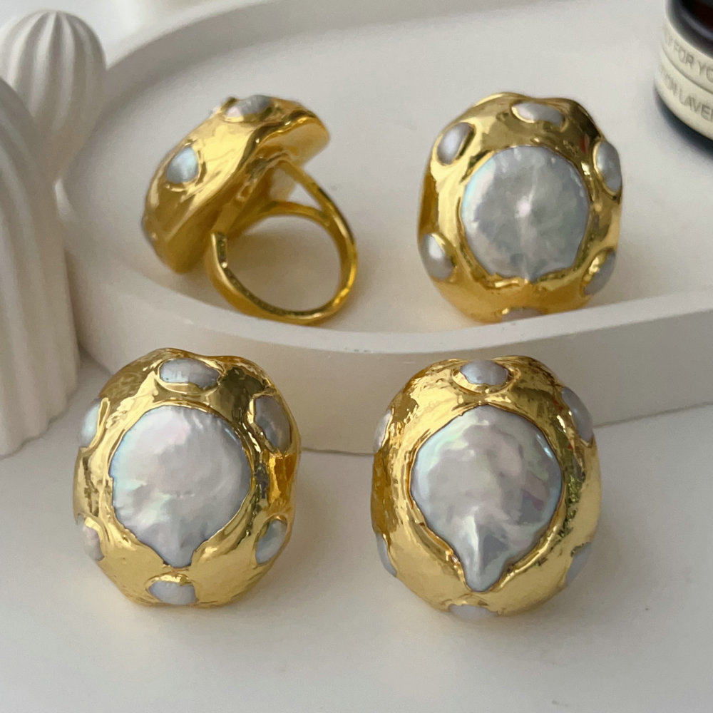 Fresh water pearl ring