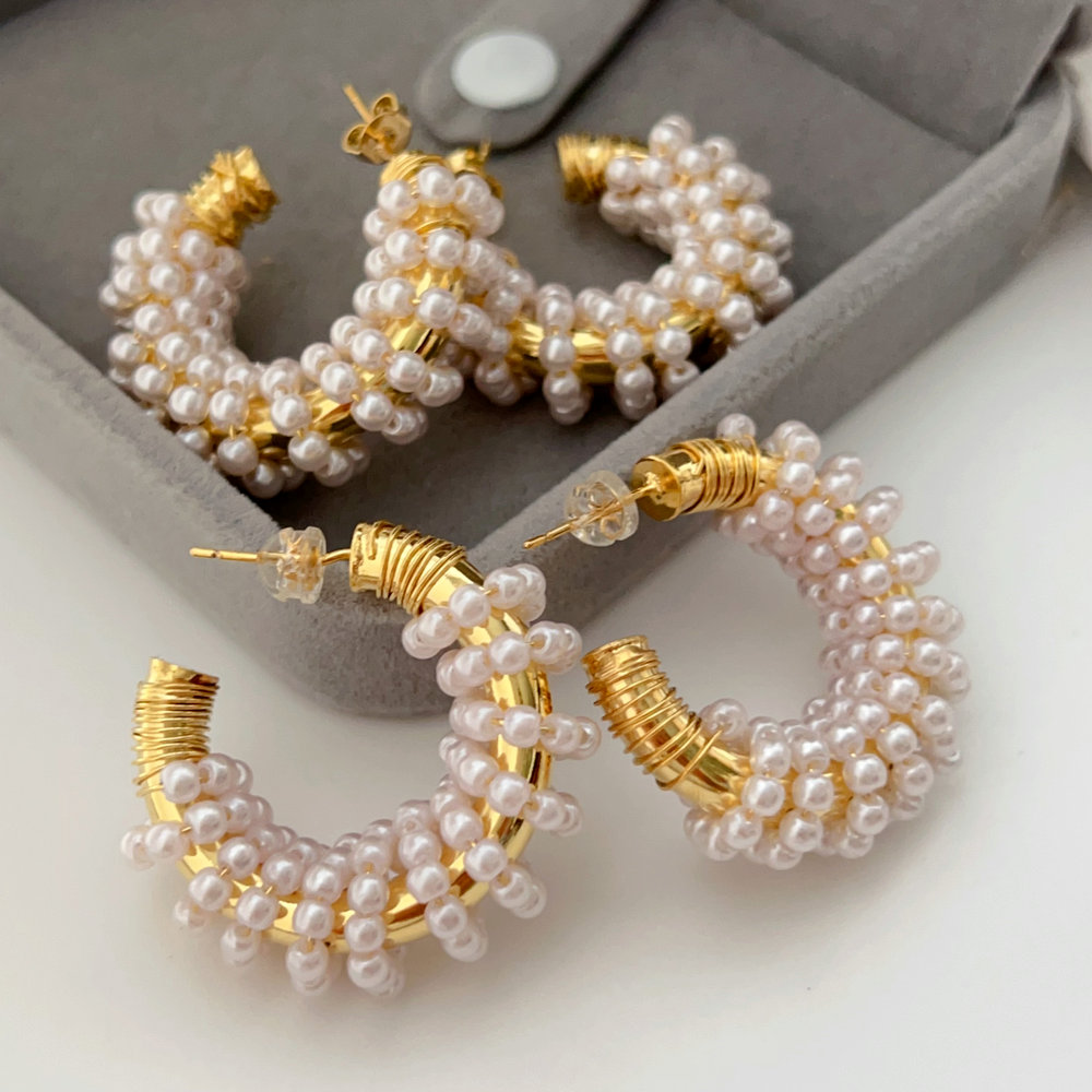 Chunky glass pearl earrings