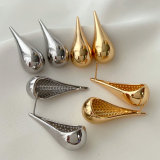 Metal teardrop earrings