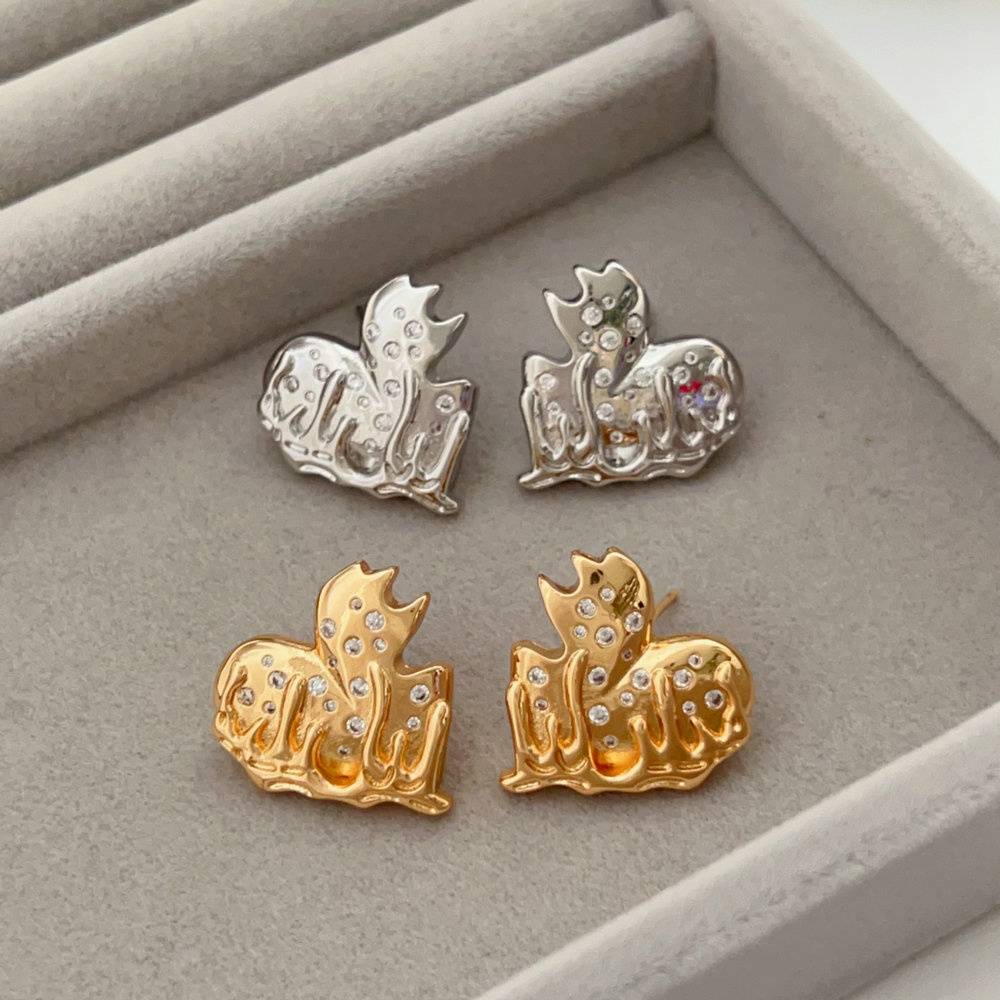 Heart earrings