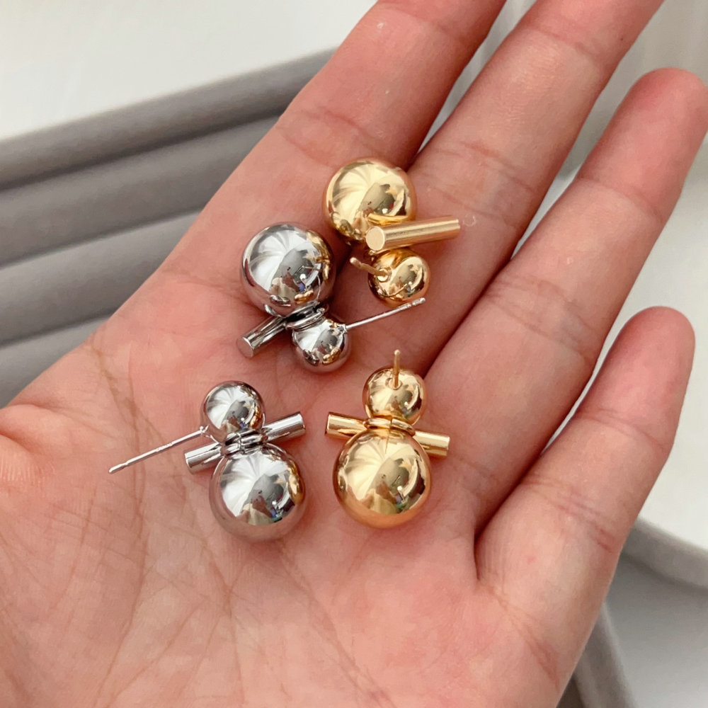 Metal ball earrings