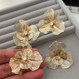 Chunky flower earrings
