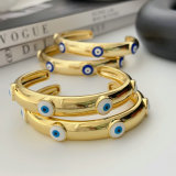 Enamel eye cuff