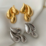 Metal teardrop earrings