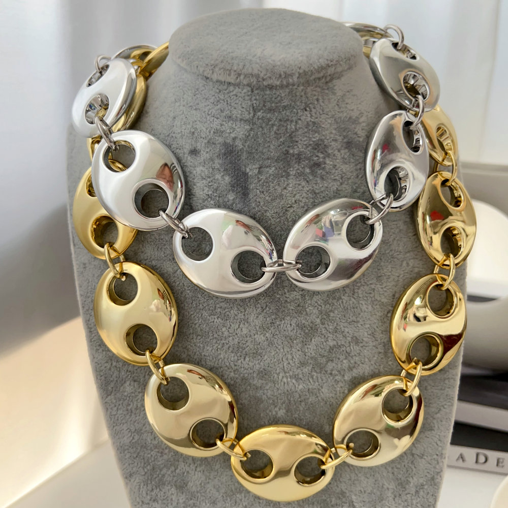 Chunky metal pig nose necklace