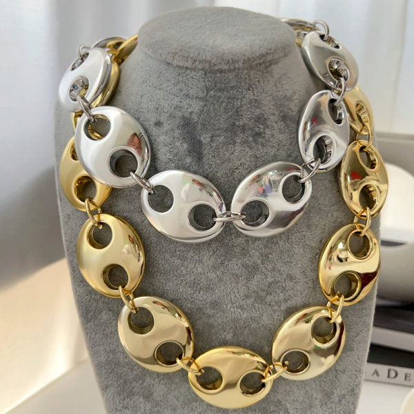 Chunky metal pig nose necklace