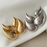 Teardrop earrings