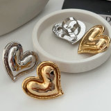 Chunky heart ring