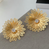 Chunky flower earrings