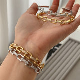 Pave T cuff
