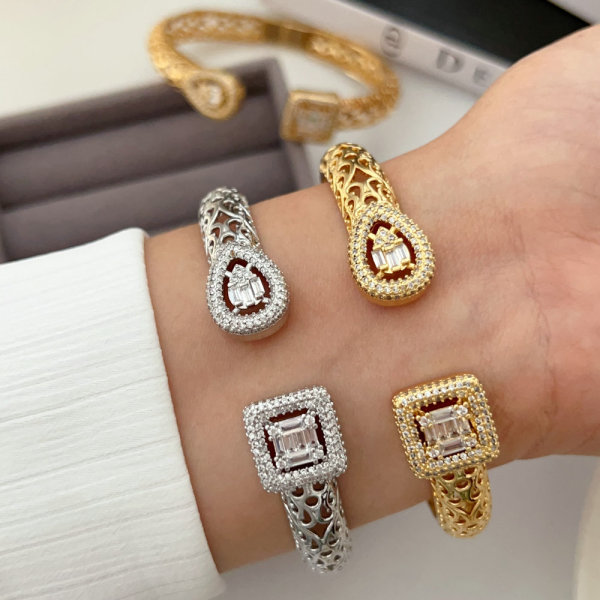 Pave fashion zircon bangle
