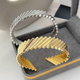 line shape cuff