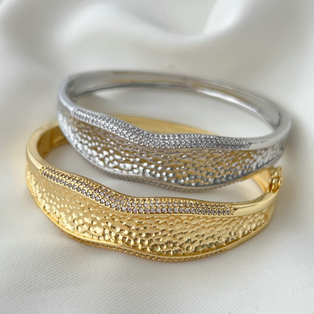 Pave wave bangle