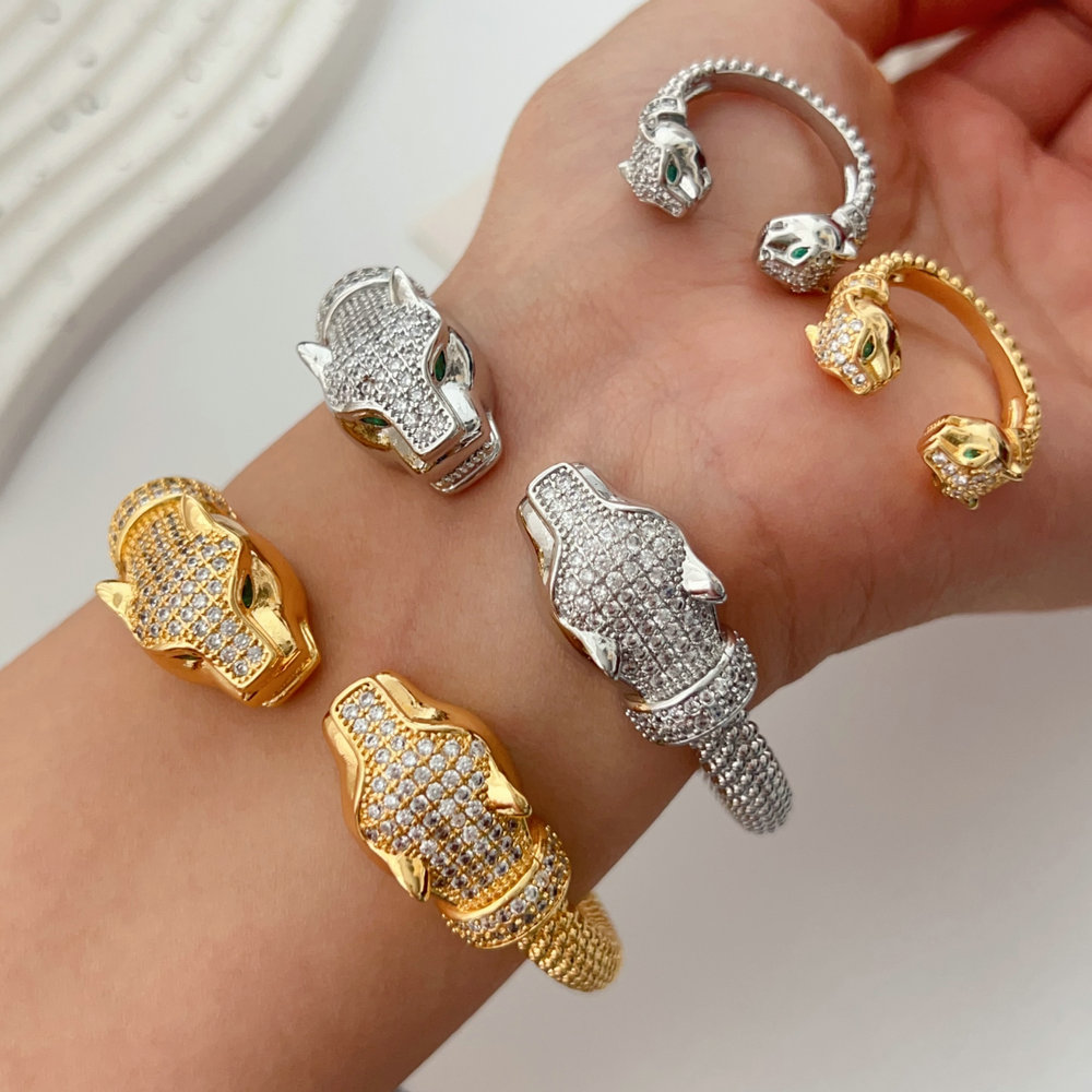 Pave chunky set lion bracelet