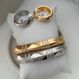 Fashion bangle set wth ring