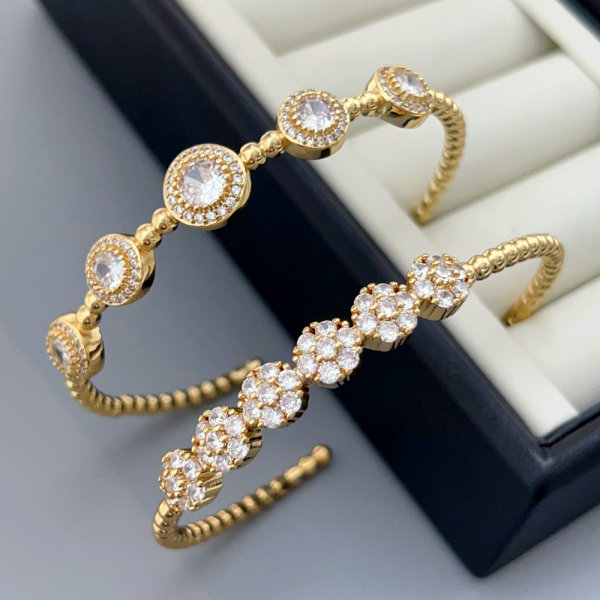 Pave zircon round beaded  cuff