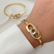Pave circle bangle