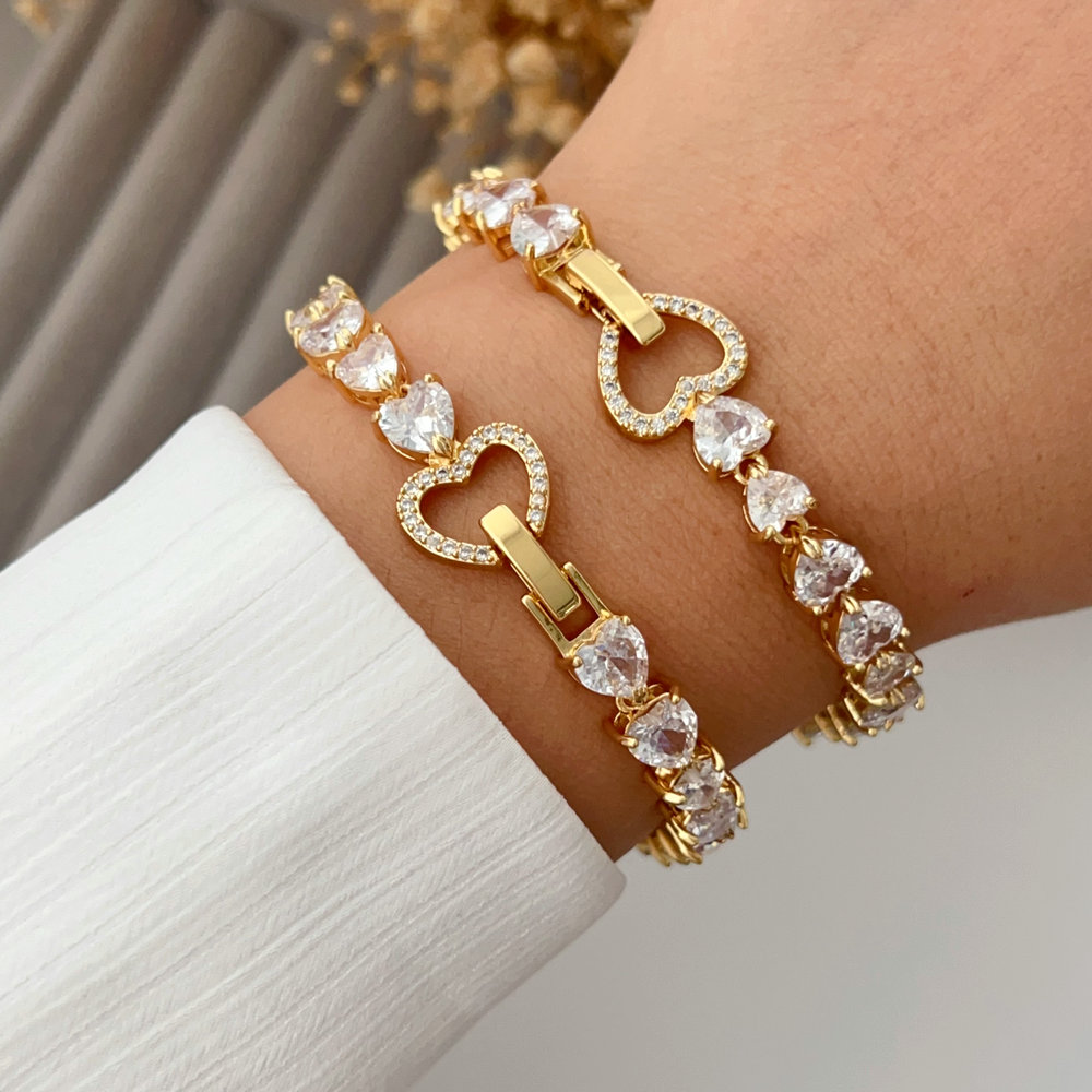 Pave zircon heart bracelet