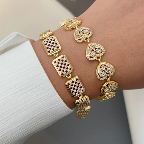 Pave zircon heart bracelet