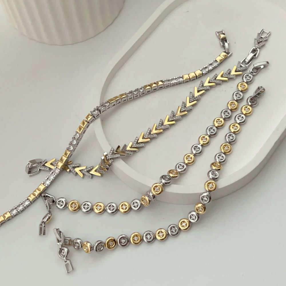 Two color leaf bracelet