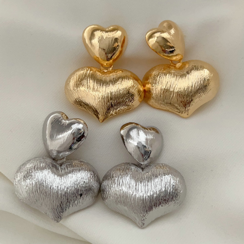 Metal chunky heart earrings