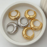 Metal round earrings