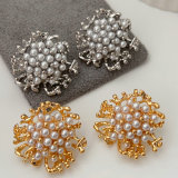 Pearl flower earrings