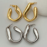 Metal fashion earrings