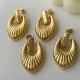 Metal fashin earrings