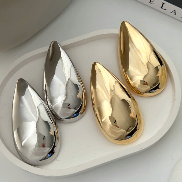 Chunky metal water drop earrings
