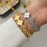 Metal clover cuff