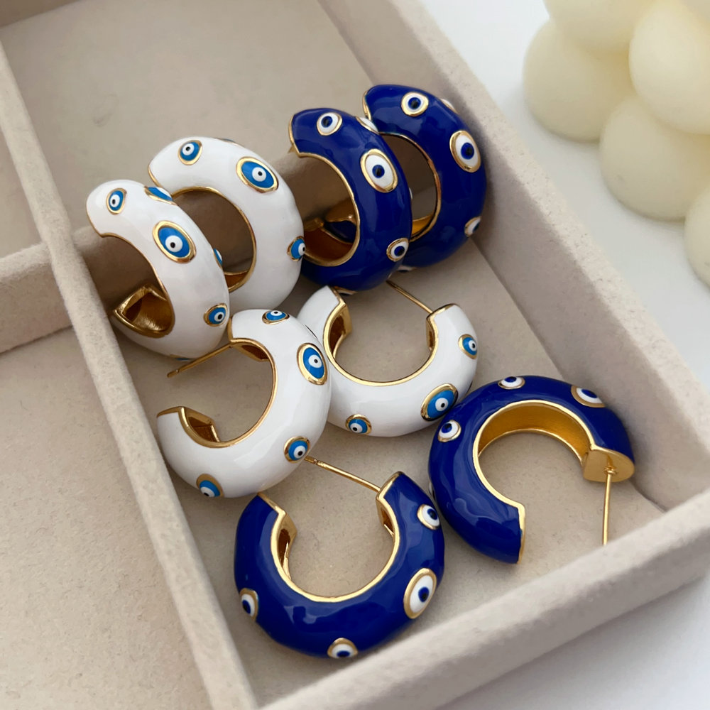 Enamel eye hoop