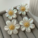 Glass shell flower earrings