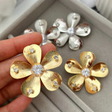 Chunky flower earrings