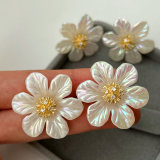 Glass shell flower earrings