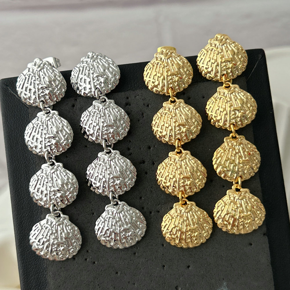 Metal shell long earrings