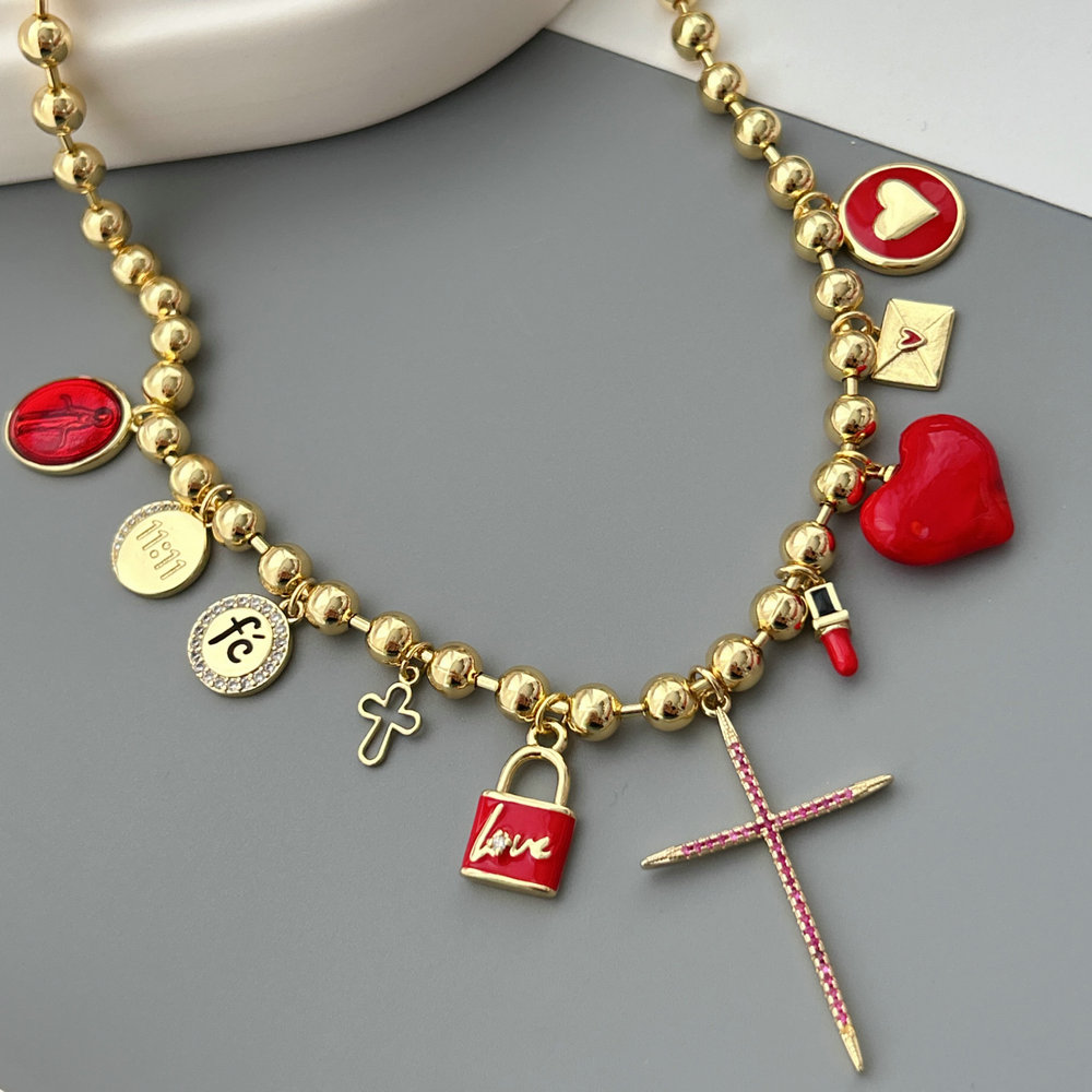 Mix heart charm bead necklace