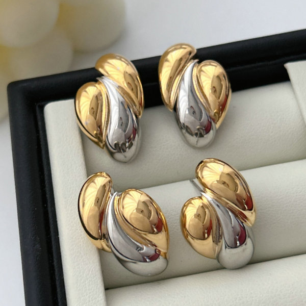 Bicolor earrings