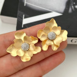 Metal flower earrings