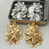 Metal leaf earrings