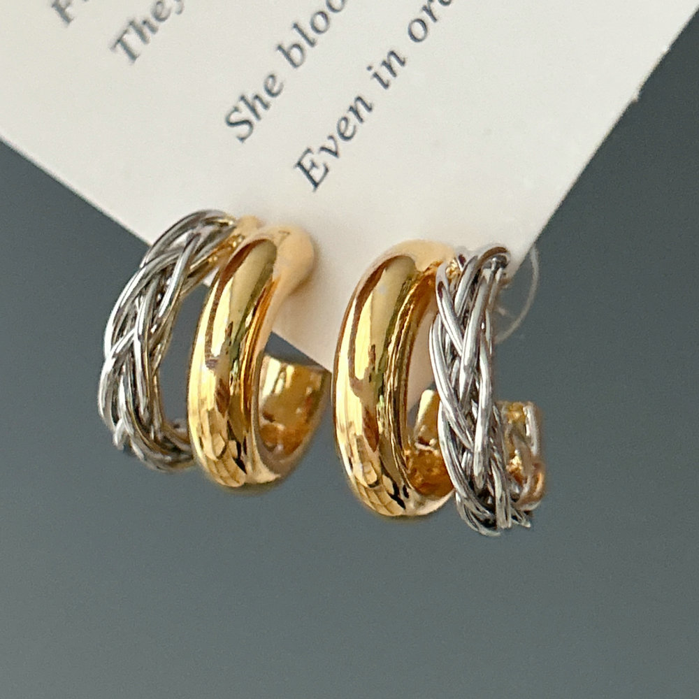 Bicolor circle hoop