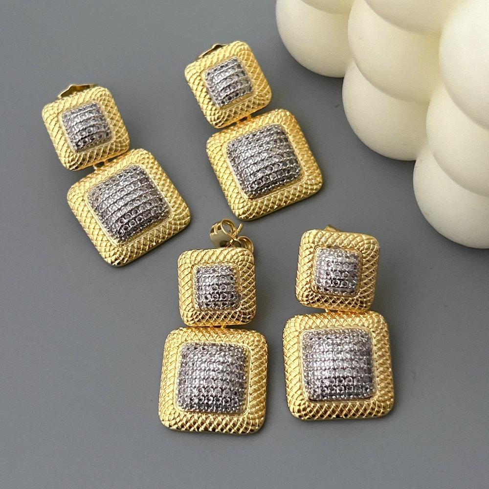 Pave zircon biocolor square earrings
