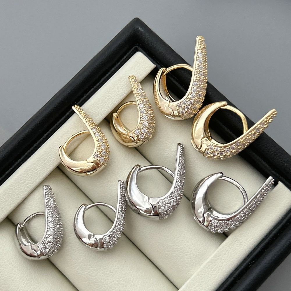 Pave round shape earrings