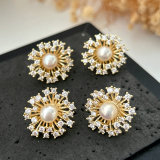 Basic pearl flower earrings