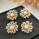 Basic pearl flower earrings