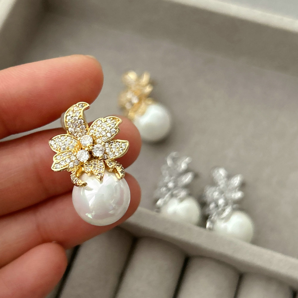 Pave zircon flower earrrings