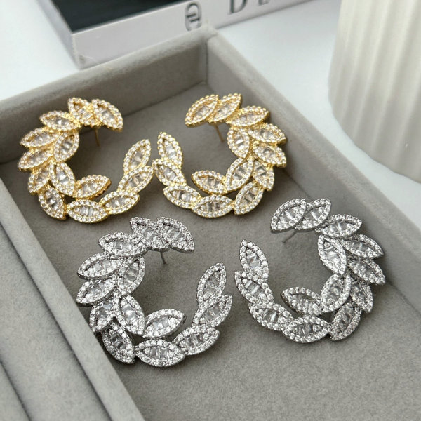 Pave flower zircon earrings